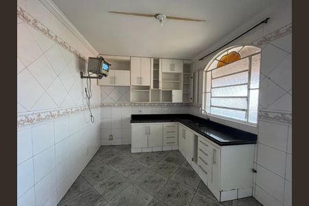 Cozinha de casa para alugar com 4 quartos, 300m² em Fonte Grande, Contagem