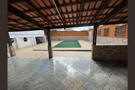 Casa para alugar com 4 quartos, 300m² em Fonte Grande, Contagem