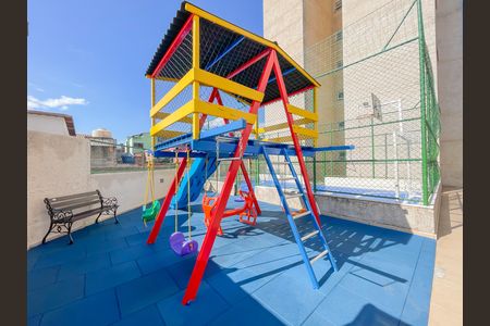 Apartamento à venda com 48m², 2 quartos e 1 vaga Apartamento à venda com 48m², 2 quartos e 1 vagaÁrea comum - Playground