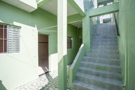 Casa para alugar com 60m², 2 quartos e sem vagaQuintal