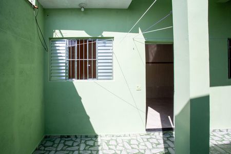 Casa para alugar com 60m², 2 quartos e sem vagaQuintal