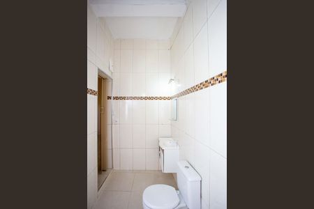 Casa para alugar com 60m², 2 quartos e sem vagaBanheiro da Suíte