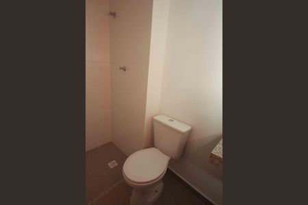 Apartamento para alugar com 28m², 1 quarto e sem vaga Apartamento para alugar com 28m², 1 quarto e sem vagaBanheiro