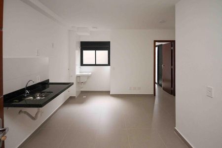 Sala e cozinha de apartamento à venda com 1 quarto, 28m² em Vila Alpina, São Paulo