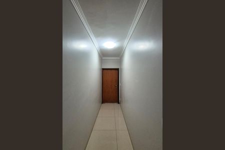 Casa para alugar com 400m², 4 quartos e 8 vagas Casa para alugar com 400m², 4 quartos e 8 vagasCorredor