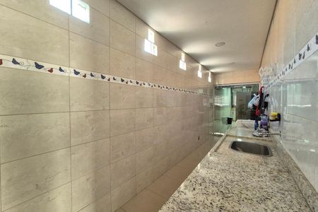 Casa para alugar com 400m², 4 quartos e 8 vagas Casa para alugar com 400m², 4 quartos e 8 vagasÁrea de Serviço