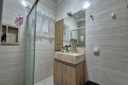 Casa para alugar com 400m², 4 quartos e 8 vagas Casa para alugar com 400m², 4 quartos e 8 vagasBanheiro social