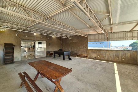 Casa para alugar com 400m², 4 quartos e 8 vagas Casa para alugar com 400m², 4 quartos e 8 vagasÁrea comum - Salão de festas
