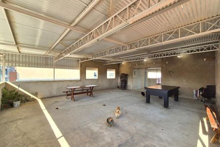 Casa para alugar com 400m², 4 quartos e 8 vagas Casa para alugar com 400m², 4 quartos e 8 vagasÁrea comum - Salão de festas