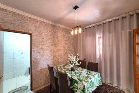 Casa para alugar com 400m², 4 quartos e 8 vagas Casa para alugar com 400m², 4 quartos e 8 vagasSala de Jantar
