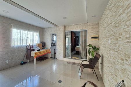 Casa para alugar com 400m², 4 quartos e 8 vagas Casa para alugar com 400m², 4 quartos e 8 vagasÁrea comum