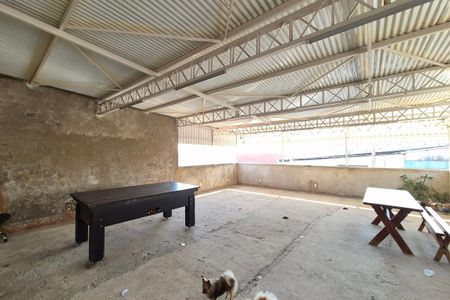 Casa para alugar com 400m², 4 quartos e 8 vagas Casa para alugar com 400m², 4 quartos e 8 vagasÁrea comum - Salão de festas