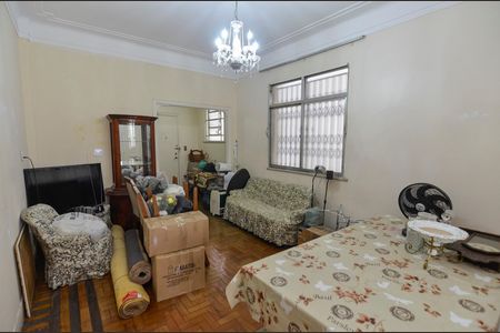 Apartamento para alugar com 90m², 3 quartos e 1 vaga Apartamento para alugar com 90m², 3 quartos e 1 vagaSala