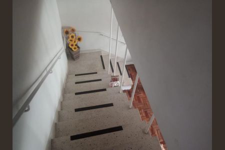 Casa à venda com 273m², 4 quartos e 3 vagasESCADA INTERNA