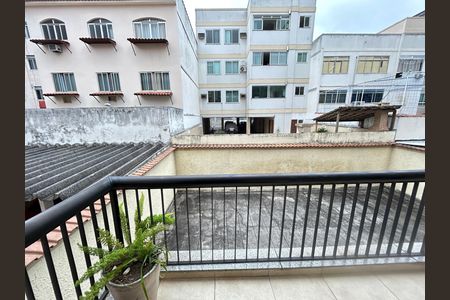 Apartamento à venda com 75m², 2 quartos e 1 vagaVaranda 