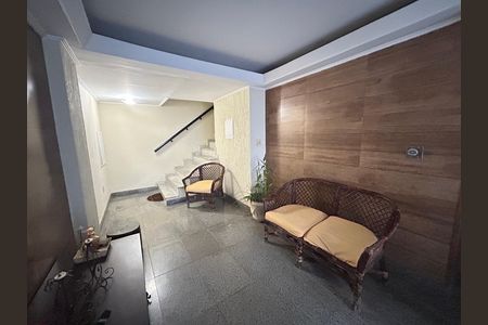 Apartamento à venda com 75m², 2 quartos e 1 vagaHall de entrada