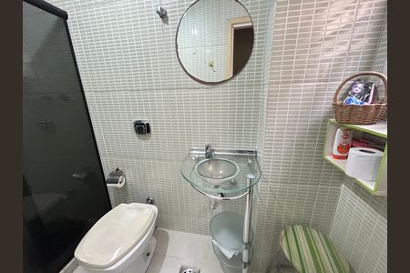 Apartamento à venda com 75m², 2 quartos e 1 vagaBanheiro da Suíte