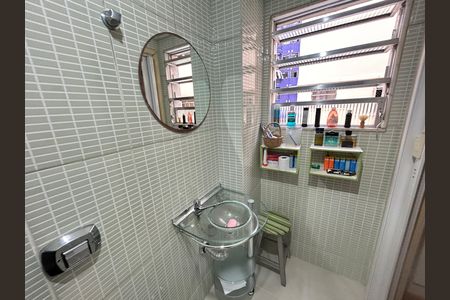 Apartamento à venda com 75m², 2 quartos e 1 vagaBanheiro da Suíte