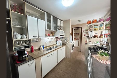 Apartamento à venda com 75m², 2 quartos e 1 vagaCozinha