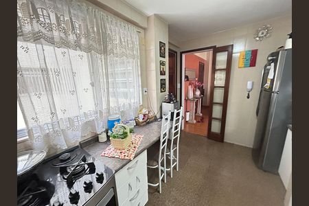 Apartamento à venda com 75m², 2 quartos e 1 vagaCozinha
