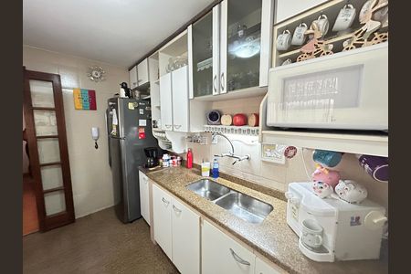 Apartamento à venda com 75m², 2 quartos e 1 vagaCozinha