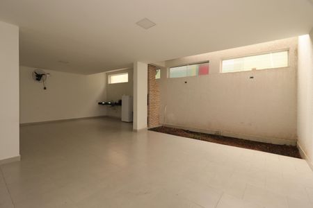 Apartamento à venda com 90m², 2 quartos e 1 vagaÁrea Comum - Salão de Festa