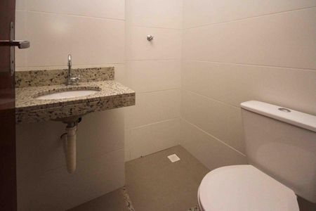 Apartamento para alugar com 35m², 2 quartos e 1 vaga Apartamento para alugar com 35m², 2 quartos e 1 vagaBanheiro