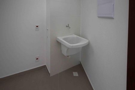 Área de Serviço de apartamento para alugar com 2 quartos, 42m² em Vila Alpina, São Paulo