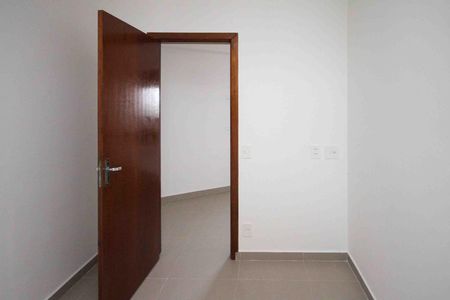 Apartamento para alugar com 42m², 2 quartos e 1 vaga Apartamento para alugar com 42m², 2 quartos e 1 vagaQuarto