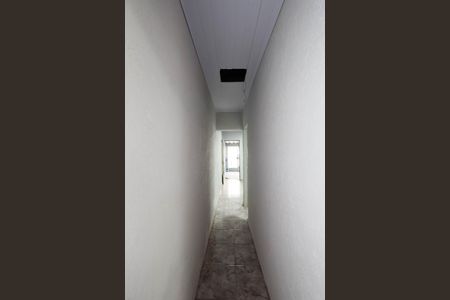 Casa à venda com 50m², 2 quartos e 1 vaga Casa à venda com 50m², 2 quartos e 1 vagaCorredor