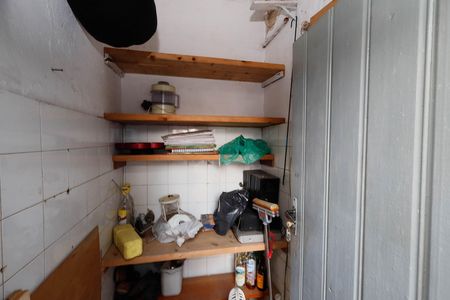 Casa à venda com 50m², 2 quartos e 1 vaga Casa à venda com 50m², 2 quartos e 1 vagaDespensa