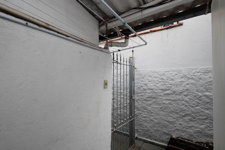 Casa à venda com 50m², 2 quartos e 1 vaga Casa à venda com 50m², 2 quartos e 1 vagaÁrea de Serviço casa 2