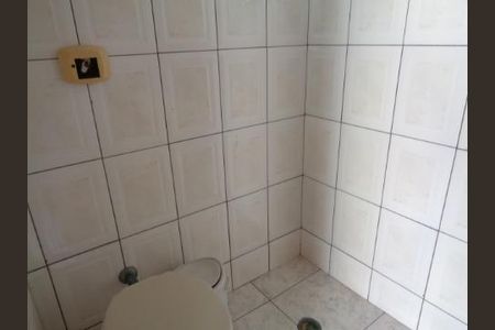 Casa à venda com 138m², 4 quartos e 4 vagas Casa à venda com 138m², 4 quartos e 4 vagasWC