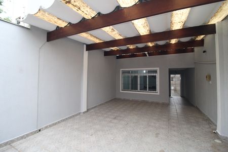 Garagem de casa à venda com 4 quartos, 112m² em Vila Pauliceia, São Paulo