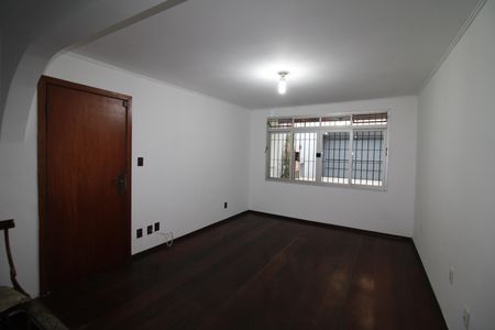 Sala de casa à venda com 4 quartos, 112m² em Vila Pauliceia, São Paulo