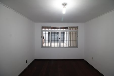 Sala de casa à venda com 4 quartos, 112m² em Vila Pauliceia, São Paulo
