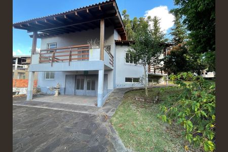 Casa para alugar com 301m², 3 quartos e 5 vagas