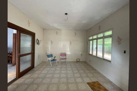 Casa para alugar com 301m², 3 quartos e 5 vagas