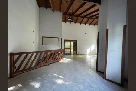 Casa para alugar com 301m², 3 quartos e 5 vagas