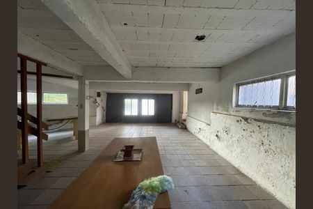 Casa para alugar com 301m², 3 quartos e 5 vagas