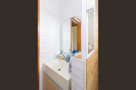 Apartamento à venda com 55m², 2 quartos e 1 vaga Apartamento à venda com 55m², 2 quartos e 1 vagaBanheiro
