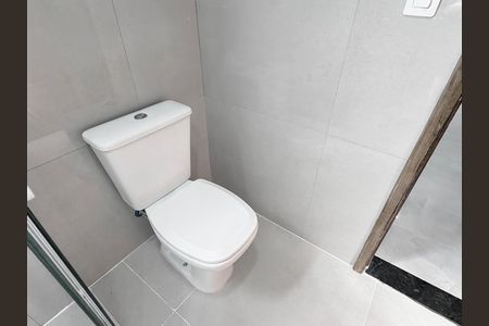 Apartamento para alugar com 49m², 2 quartos e sem vaga Apartamento para alugar com 49m², 2 quartos e sem vagaBanheiro