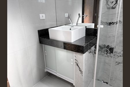 Apartamento para alugar com 49m², 2 quartos e sem vaga Apartamento para alugar com 49m², 2 quartos e sem vagaBanheiro