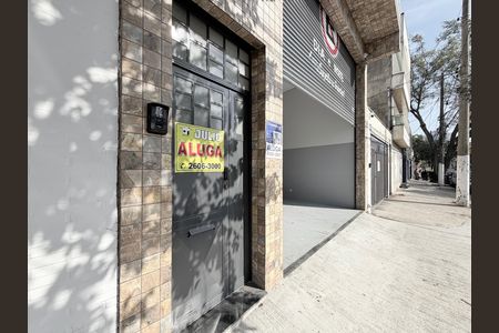 Apartamento para alugar com 49m², 2 quartos e sem vaga Apartamento para alugar com 49m², 2 quartos e sem vagaFachada