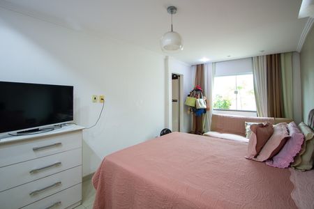 Casa para alugar com 300m², 3 quartos e 4 vagasSuíte