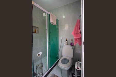 Casa para alugar com 300m², 3 quartos e 4 vagasBanheiro externo