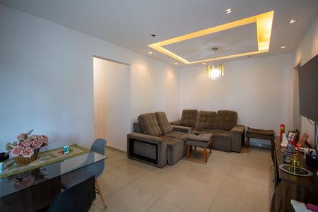 Casa para alugar com 300m², 3 quartos e 4 vagasSala