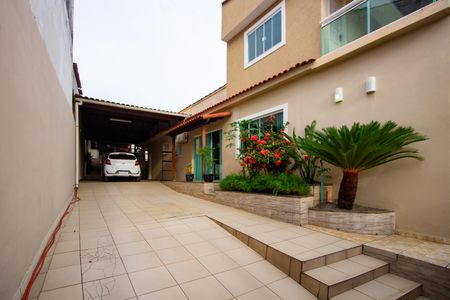 Casa para alugar com 300m², 3 quartos e 4 vagasQuintal