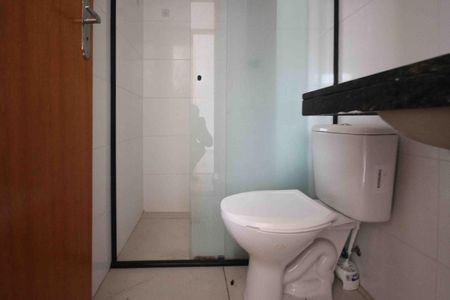 Apartamento para alugar com 36m², 2 quartos e sem vaga Apartamento para alugar com 36m², 2 quartos e sem vagaBanheiro