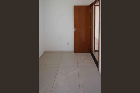 Apartamento para alugar com 36m², 2 quartos e sem vaga Apartamento para alugar com 36m², 2 quartos e sem vagaQuarto 02